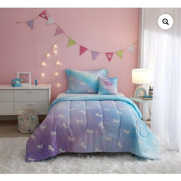 NEW WITH TAGS YOUR ZONE GLOW IN THE DARK 5 Pieces COMFORTER SET- SIZE TWIN - Picture 4 of 11